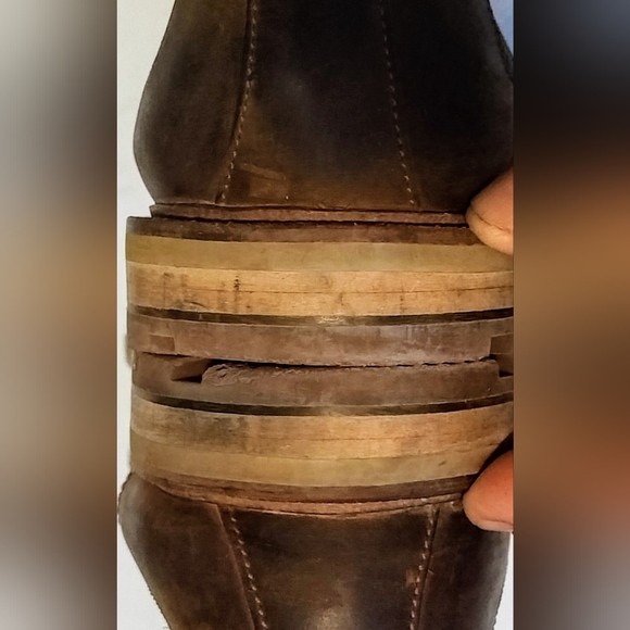 Clarks Chelsea Boot, Beeswax Leather, Brown, Size 12M - Picture 8 of 12